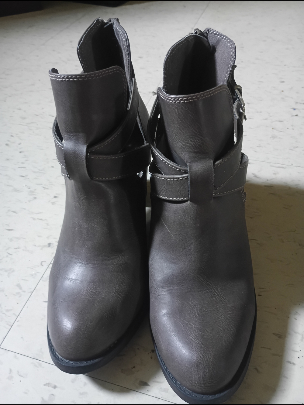 Hot Tomato Women's Cutout Strap Ankle Boots